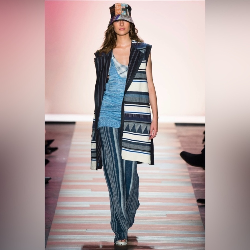 BCBGMAXAZRIA Runway Draven Vest Size Small luxury patchwork boho retro vibes